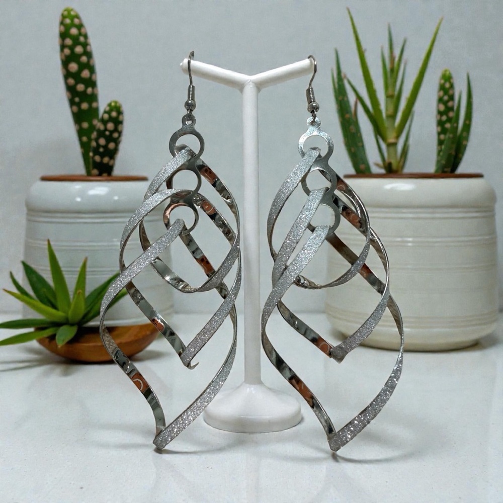 Elegant Silver Dangle Earrings